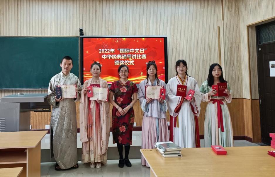 fb22c118af79d58e65f27a0ac6bd03e